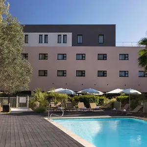 - Marseille Airport By Ihg Отель